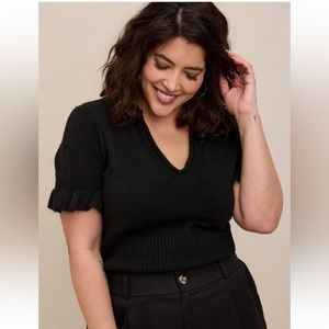 Plus Size Pullover V-neck Ruffle Elbow Sleeve Top